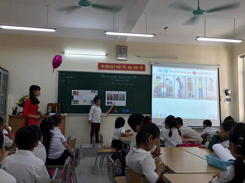Cán bộ, giáo viên Trường TH Vũ Xuân Thiều tích cực hưởng ứng “Hội thi Giáo viên giỏi cấp trường” năm học 2018 – 2019